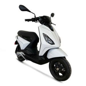 Scooter Electrique PIAGGIO 1 blanc